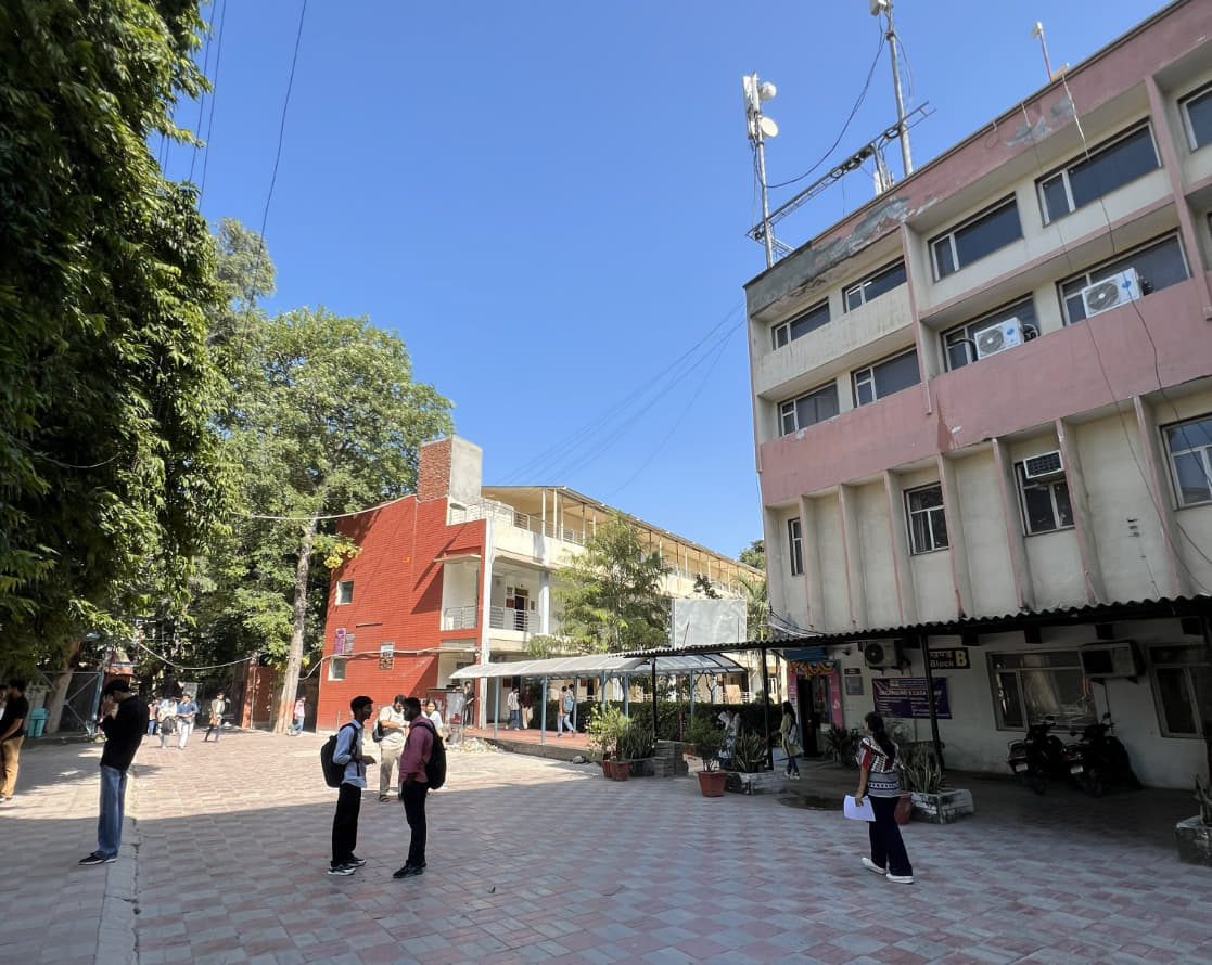 PGDAV Evening College Campus photo 8